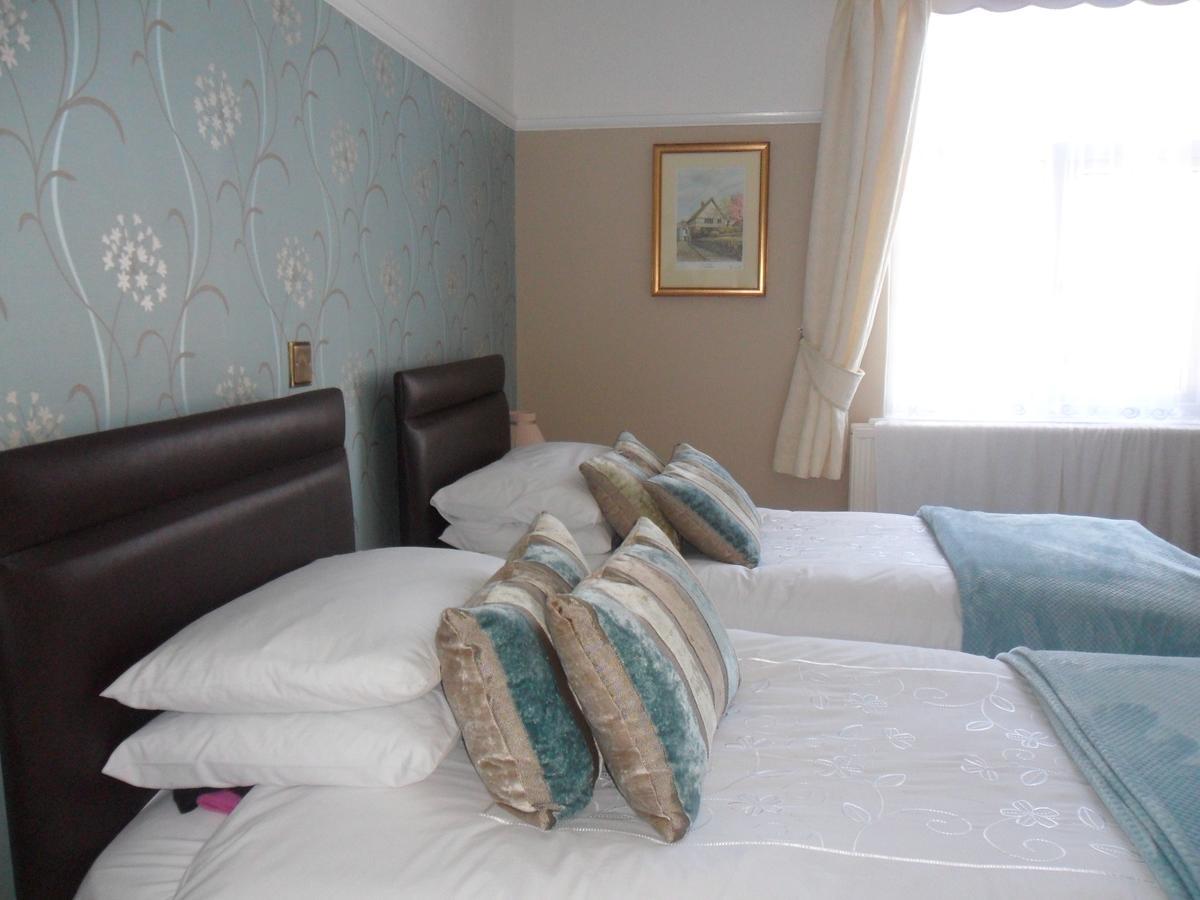 Cleave Court Guest House Llandudno Dış mekan fotoğraf