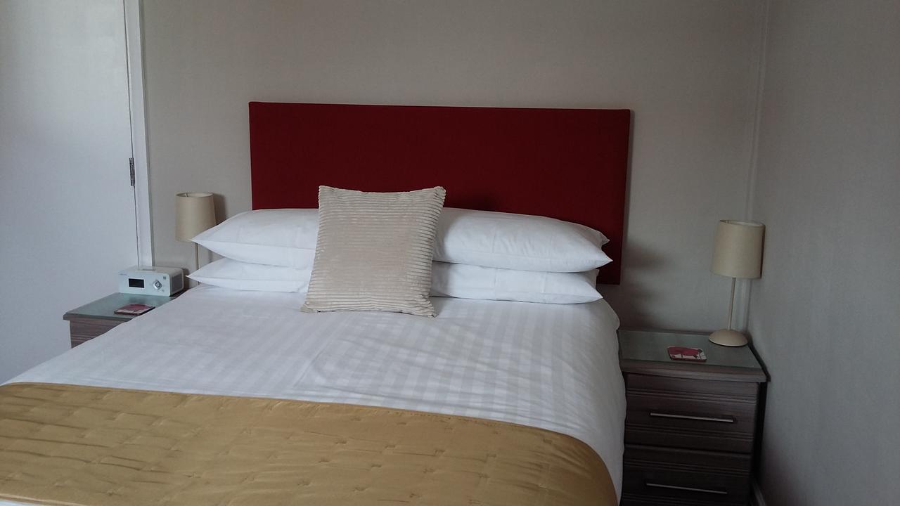Cleave Court Guest House Llandudno Dış mekan fotoğraf